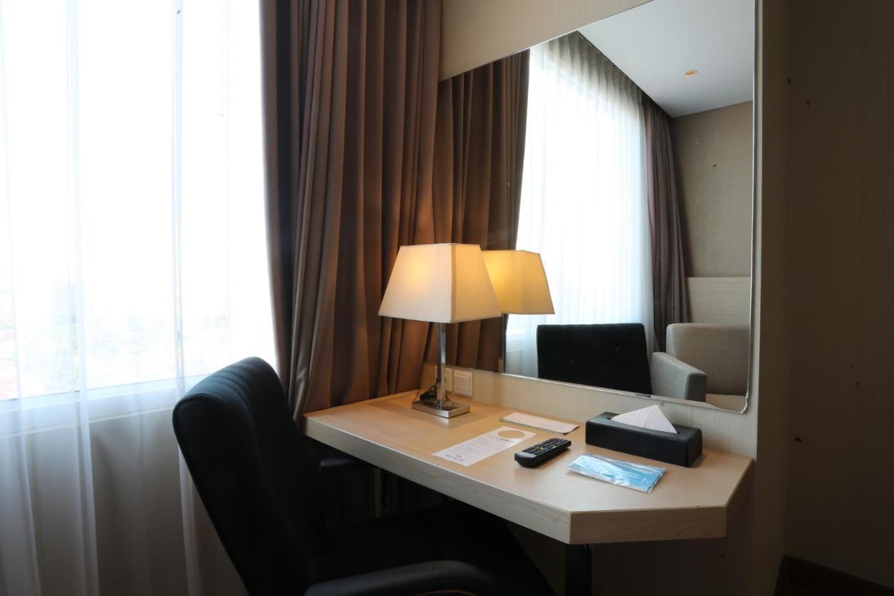Hotel Santika Premiere Gubeng Σουραμπάγια Δωμάτιο φωτογραφία