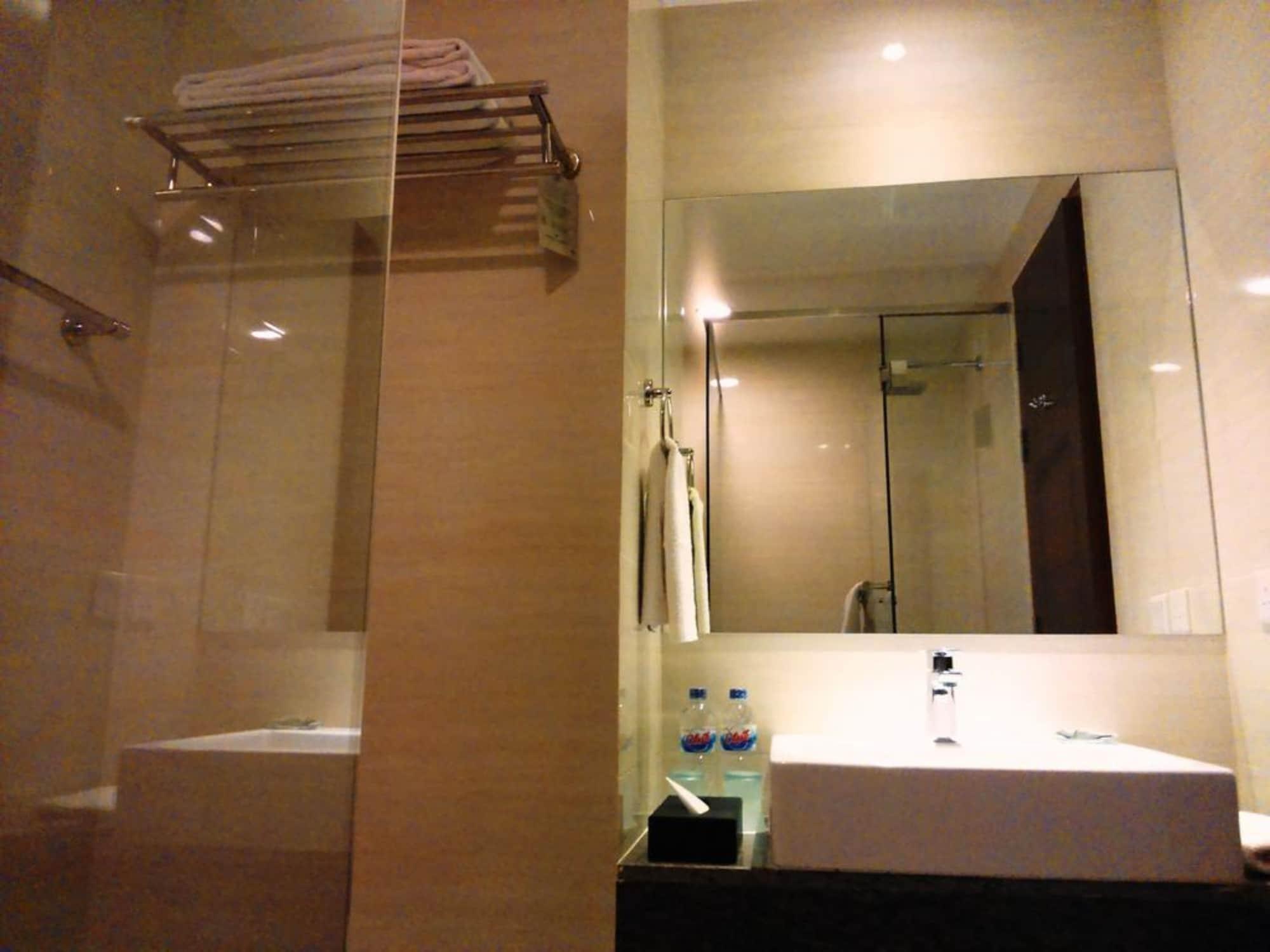 Hotel Santika Premiere Gubeng Σουραμπάγια Εξωτερικό φωτογραφία