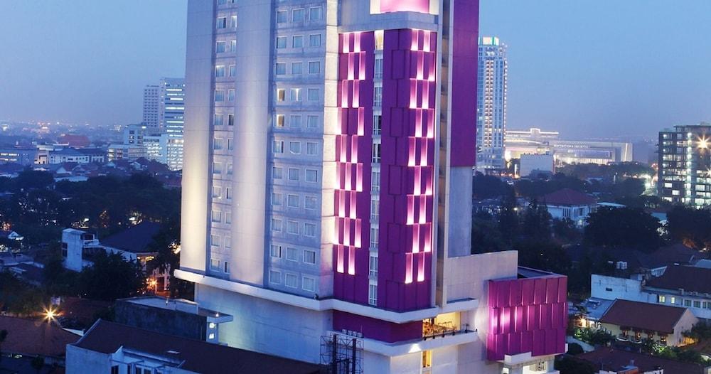 Hotel Santika Premiere Gubeng Σουραμπάγια Εξωτερικό φωτογραφία