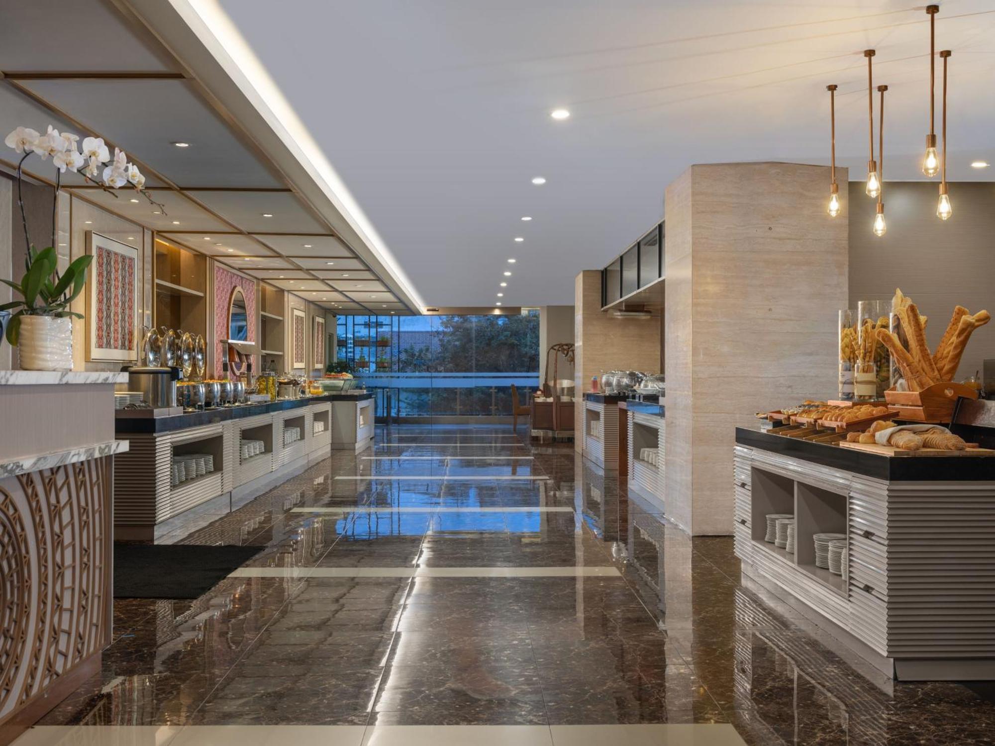 Hotel Santika Premiere Gubeng Σουραμπάγια Εξωτερικό φωτογραφία