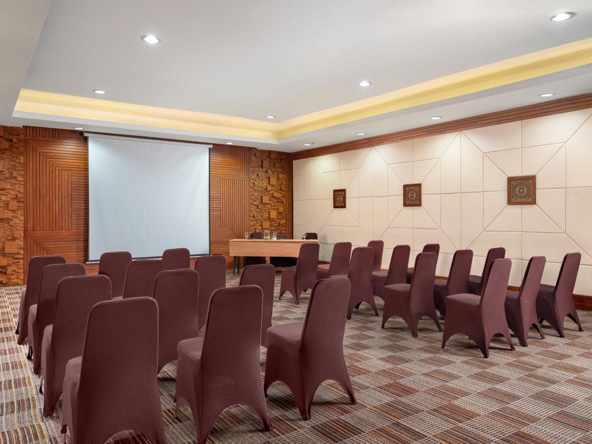 Hotel Santika Premiere Gubeng Σουραμπάγια Εξωτερικό φωτογραφία