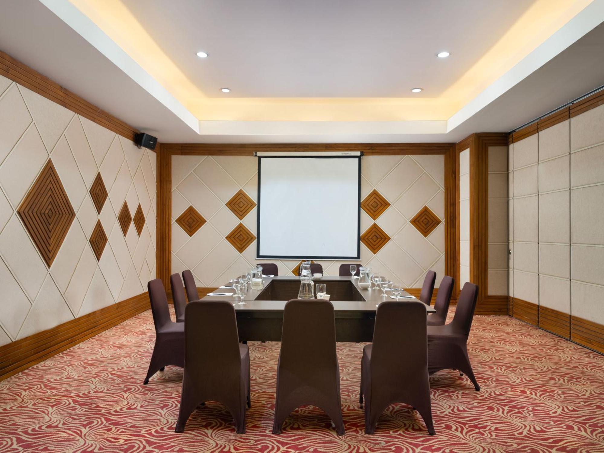 Hotel Santika Premiere Gubeng Σουραμπάγια Εξωτερικό φωτογραφία