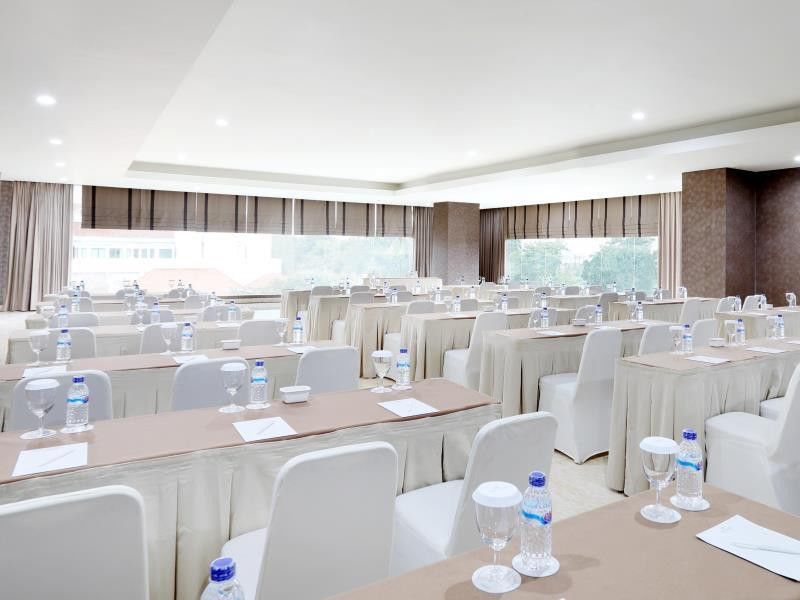 Hotel Santika Premiere Gubeng Σουραμπάγια Εξωτερικό φωτογραφία